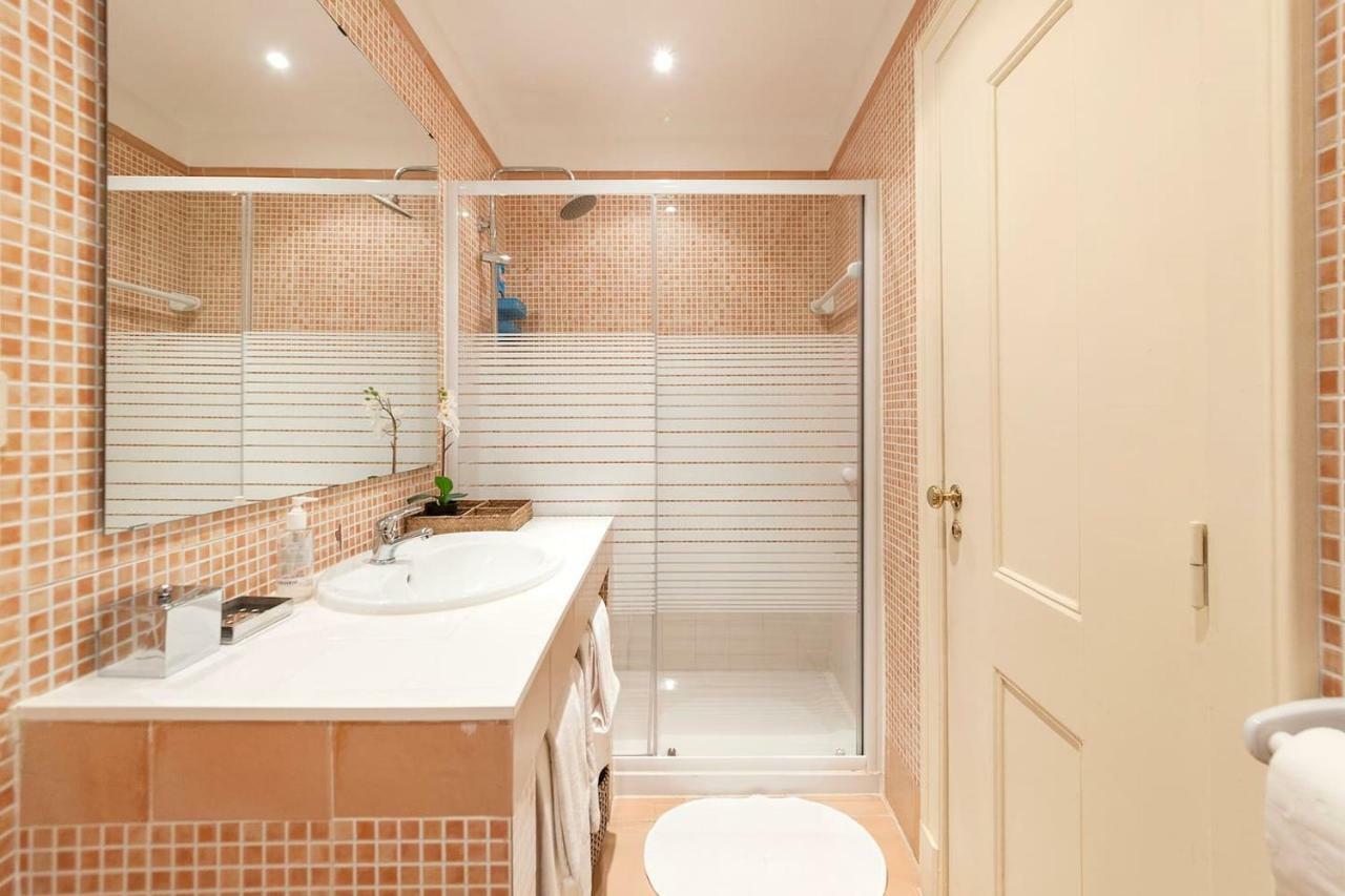 2 Bedroom Apartment With Patio Next To Avenida Da Liberdade Lissabon Exterior foto