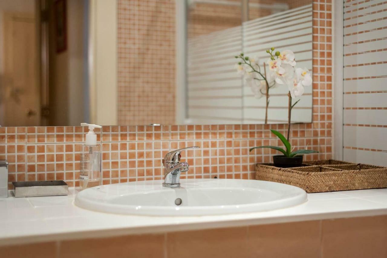 2 Bedroom Apartment With Patio Next To Avenida Da Liberdade Lissabon Exterior foto