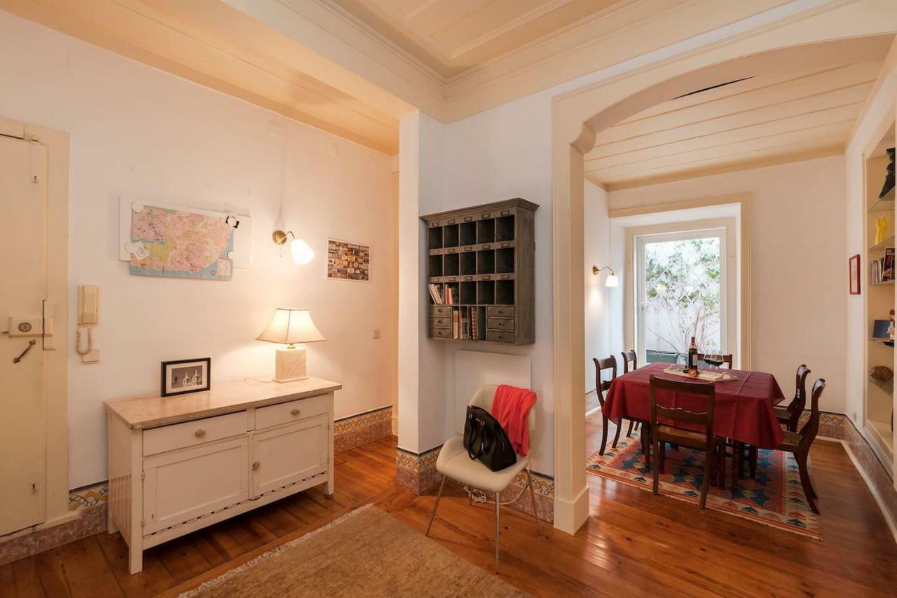 2 Bedroom Apartment With Patio Next To Avenida Da Liberdade Lissabon Exterior foto